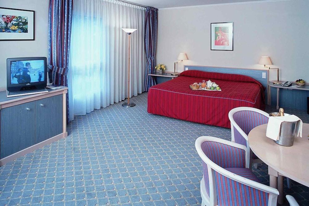 Hotel Demeures De Campagne Chateau De Fontainebleau Esterno foto